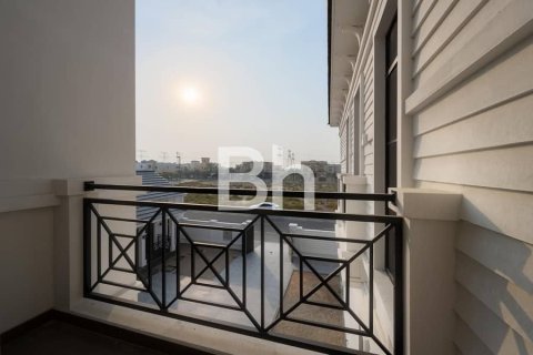 Villa in Al Barsha, Dubai 5 bedrooms, 680 sq.m. № 57623 - photo 22