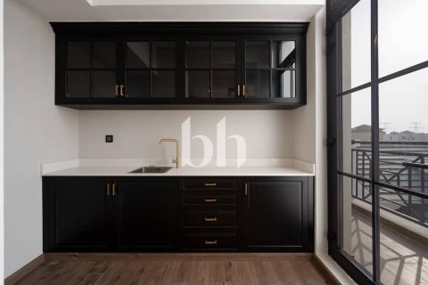 Villa en Al Barsha, Dubai, 5 dormitorios, 680 m², № 57623 - foto 4