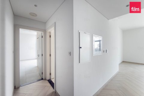 Apartment in Dubai 2 bedrooms, 106.7 sq.m. № 123466 - photo 8