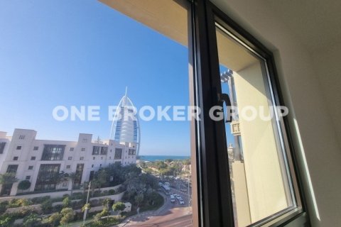 Apartment in Lamtara, Umm Suqeim, Dubai 4 bedrooms, 247.2 sq.m. № 699 - photo 18