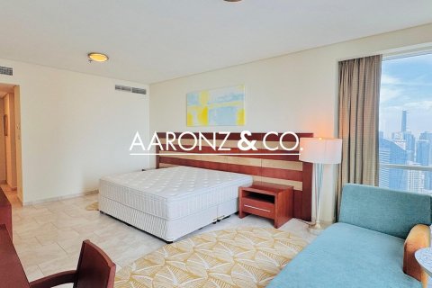 Снять в аренду квартиру в Джумейра Бич Резиденс, Дубай: 3 спальни, 241м², № 90750 - фото 2