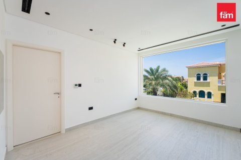 Villa in Jumeirah Park, Dubai 3 bedrooms, 498 sq.m. № 123391 - photo 17