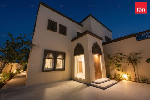Villa in Jumeirah Park, Dubai 3 bedrooms, 498 sq.m. № 123391 - photo 25