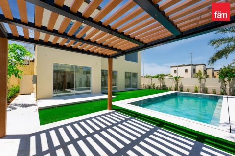 Villa in Jumeirah Park, Dubai 3 bedrooms, 498 sq.m. № 123391 - photo 5