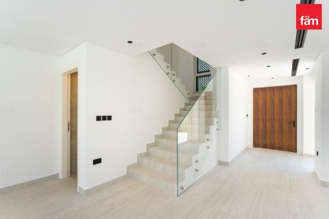 Villa in Jumeirah Park, Dubai 3 bedrooms, 498 sq.m. № 123391 - photo 6