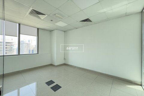 Снять в аренду офис в Бизнес-Бэе, Дубай: 107.5м², № 48064 - фото 5