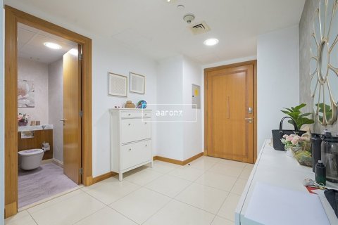 Apartment in Dubai Marina, Dubai 2 bedrooms, 123.1 sq.m. № 48063 - photo 5