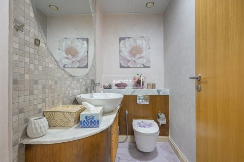 Apartment in Dubai Marina, Dubai 2 bedrooms, 123.1 sq.m. № 48063 - photo 13
