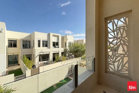 Adosado en Reem, Dubai, 3 dormitorios, 219.2 m², № 110105 - foto 28