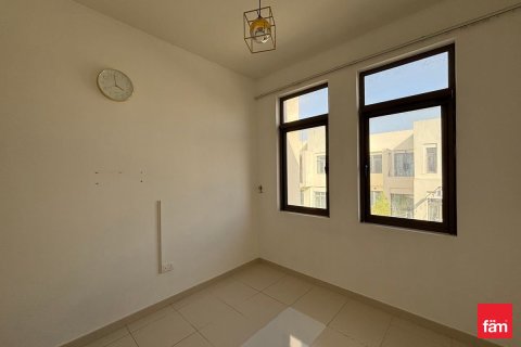 Adosado en Reem, Dubai, 3 dormitorios, 219.2 m², № 110105 - foto 9