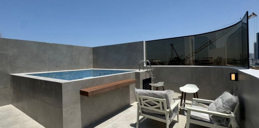 Apartment in Al Satwa, Dubai 2 bedrooms, 145.2 sq.m. № 110103