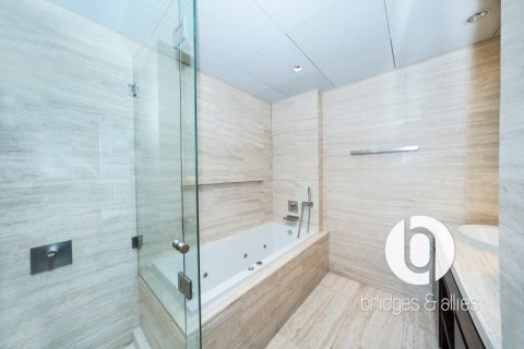 Apartment in Downtown Dubai (Downtown Burj Dubai), Dubai 2 bedrooms, 159 sq.m. № 98048 - photo 18