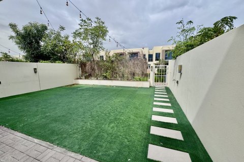 Villa en Dubai Hills Estate, Dubai, 3 dormitorios, 195 m², № 98049