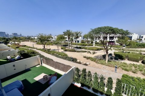 Villa en Dubai Hills Estate, Dubai, 3 dormitorios, 195 m², № 98049 - foto 7