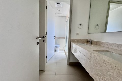 Villa in Dubai Hills Estate, Dubai 3 bedrooms, 194 sq.m. № 98053 - photo 16