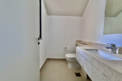 Villa in Dubai Hills Estate, Dubai 3 bedrooms, 194 sq.m. № 98053 - photo 23