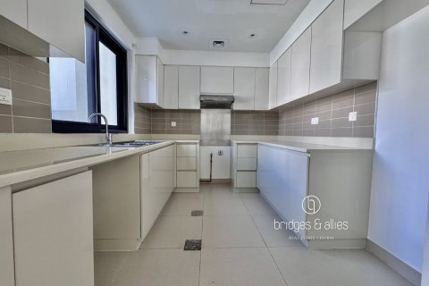 Villa en Dubai Hills Estate, Dubai, 3 dormitorios, 194 m², № 98053 - foto 5