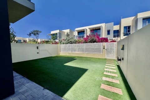 Villa en Dubai Hills Estate, Dubai, 3 dormitorios, 194 m², № 98053 - foto 19