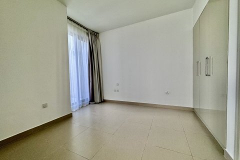 Villa in Dubai Hills Estate, Dubai 3 bedrooms, 194 sq.m. № 98053 - photo 18