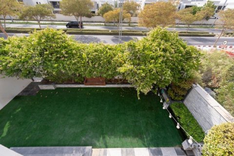 Villa en Dubai Hills Estate, Dubai, 4 dormitorios, 200 m², № 98052 - foto 3