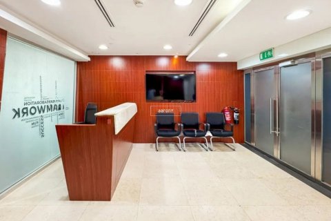 Oficina en Business Bay, Dubai, 289.1 m², № 42677 - foto 2