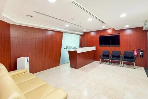 Oficina en Business Bay, Dubai, 289.1 m², № 42677 - foto 3