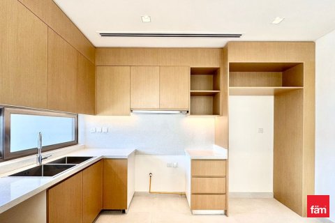 Villa in Al Furjan, Dubai 4 bedrooms, 358.8 sq.m. № 99911 - photo 16