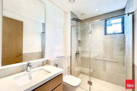 Villa in Al Furjan, Dubai 4 bedrooms, 358.8 sq.m. № 99911 - photo 15