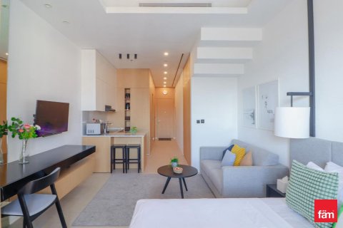 Снять в аренду квартиру в Пальме Джумейре, Дубай: 49.4м², № 99907 - фото 2