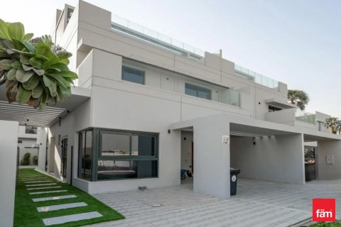 Villa à Dubai, 5 chambres, 511.8 m², № 40413 - photo 13