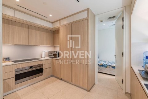 Apartment in Jumeirah, Dubai 4 bedrooms, 331.11 sq.m. № 128074 - photo 7