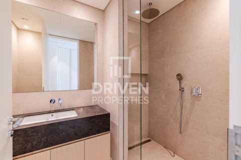 Apartment in Jumeirah, Dubai 4 bedrooms, 331.11 sq.m. № 128074 - photo 18