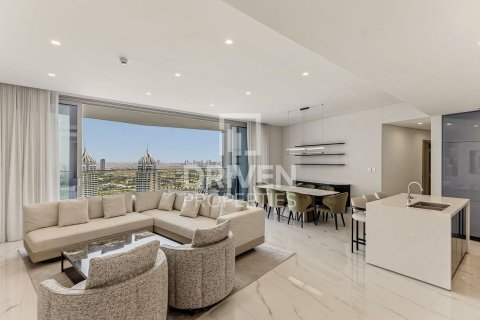 Apartment in Dubai Marina, Dubai 3 bedrooms, 241.08 sq.m. № 128014