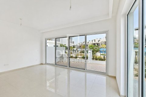 Maison de ville à Dubai, 4 chambres, 142.61 m², № 128077