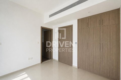 Maison de ville à Dubai, 4 chambres, 142.61 m², № 128077 - photo 8