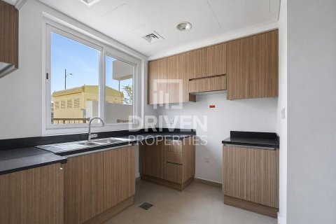 Maison de ville à Dubai, 4 chambres, 142.61 m², № 128077 - photo 12