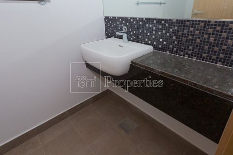 Снять в аренду таунхаус в Дубае: 3 спальни, 187.2м², № 85769 - фото 13