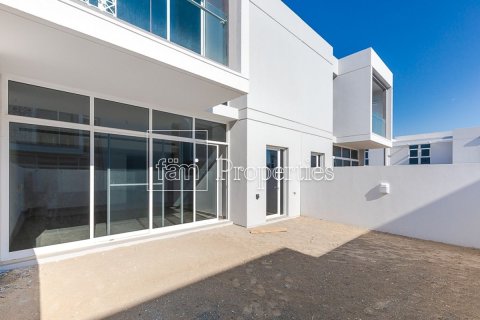 Снять в аренду таунхаус в Дубае: 3 спальни, 187.2м², № 85769 - фото 17