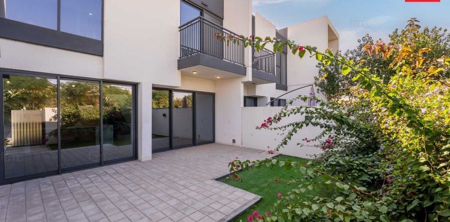 Adosado en Dubai, 3 dormitorios, 163.2 m², № 85771
