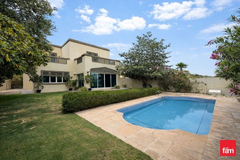 Вилла в Jumeirah Park, Дубай, 4 спальни, 738.1м², № 100164