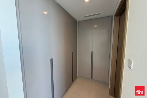 Villa in Dubai 3 bedrooms, 146.3 sq.m. № 100171 - photo 7