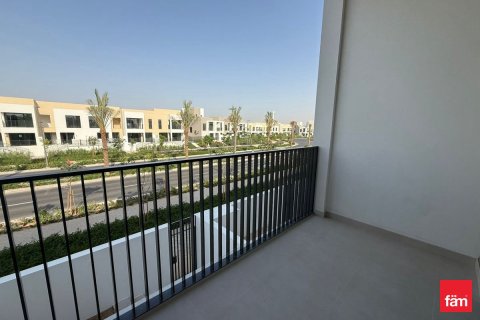 Villa in Dubai 3 bedrooms, 146.3 sq.m. № 100171
