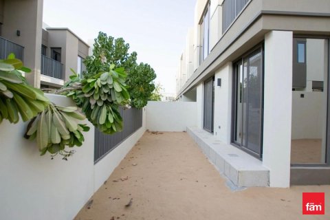 Adosado en Tilal Al Ghaf, Dubai, 4 dormitorios, 227.5 m², № 77853 - foto 11