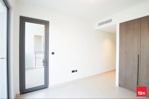 Adosado en Tilal Al Ghaf, Dubai, 4 dormitorios, 227.5 m², № 77853 - foto 6