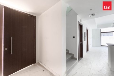 Adosado en Dubai, 4 dormitorios, 187.2 m², № 77844 - foto 14