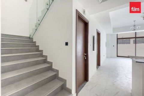 Adosado en Dubai, 4 dormitorios, 187.2 m², № 77844 - foto 11