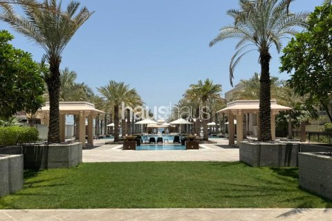 Apartamento en Palm Jumeirah, Dubai, 1 dormitorio, 104 m², № 44768 - foto 1