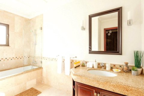 Villa en Palm Jumeirah, Dubai, 6 dormitorios, 1301 m², № 44767 - foto 14