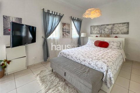Villa in The Springs, Dubai 2 bedrooms, 167 sq.m. № 44765 - photo 8