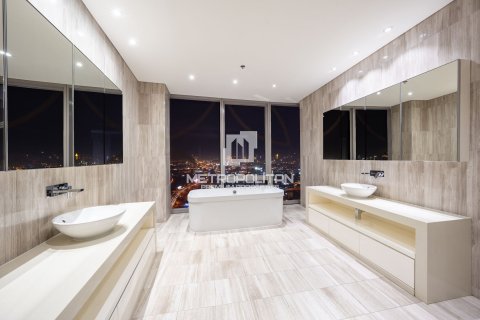 Apartment in Culture Village, Dubai 5 bedrooms, 1094 sq.m. № 72922 - photo 13